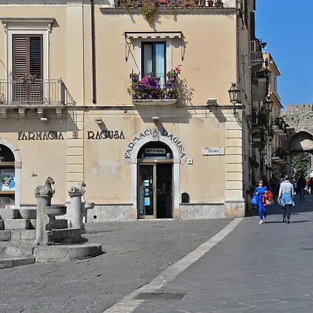 La Svizzera 3* Taormina